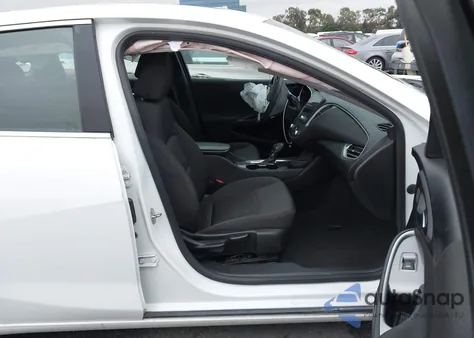 2022 Chevrolet Malibu Fwd Lt из США, поврежденный, VIN 1G1ZD5ST6NF127963